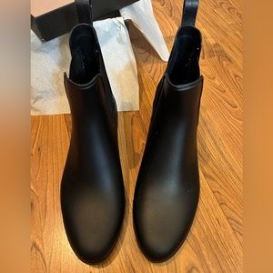 J.Crew Black Chelsea Boot - Size 9